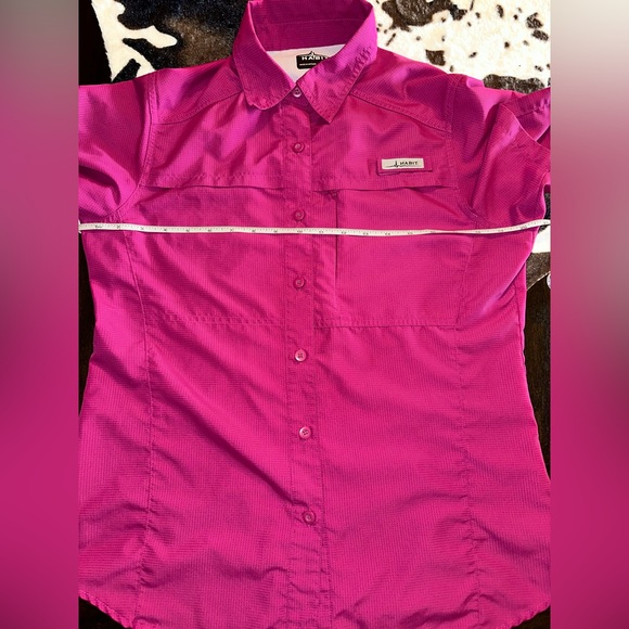Magenta Habit Fishing Shirt Sz. M - Picture 5 of 7